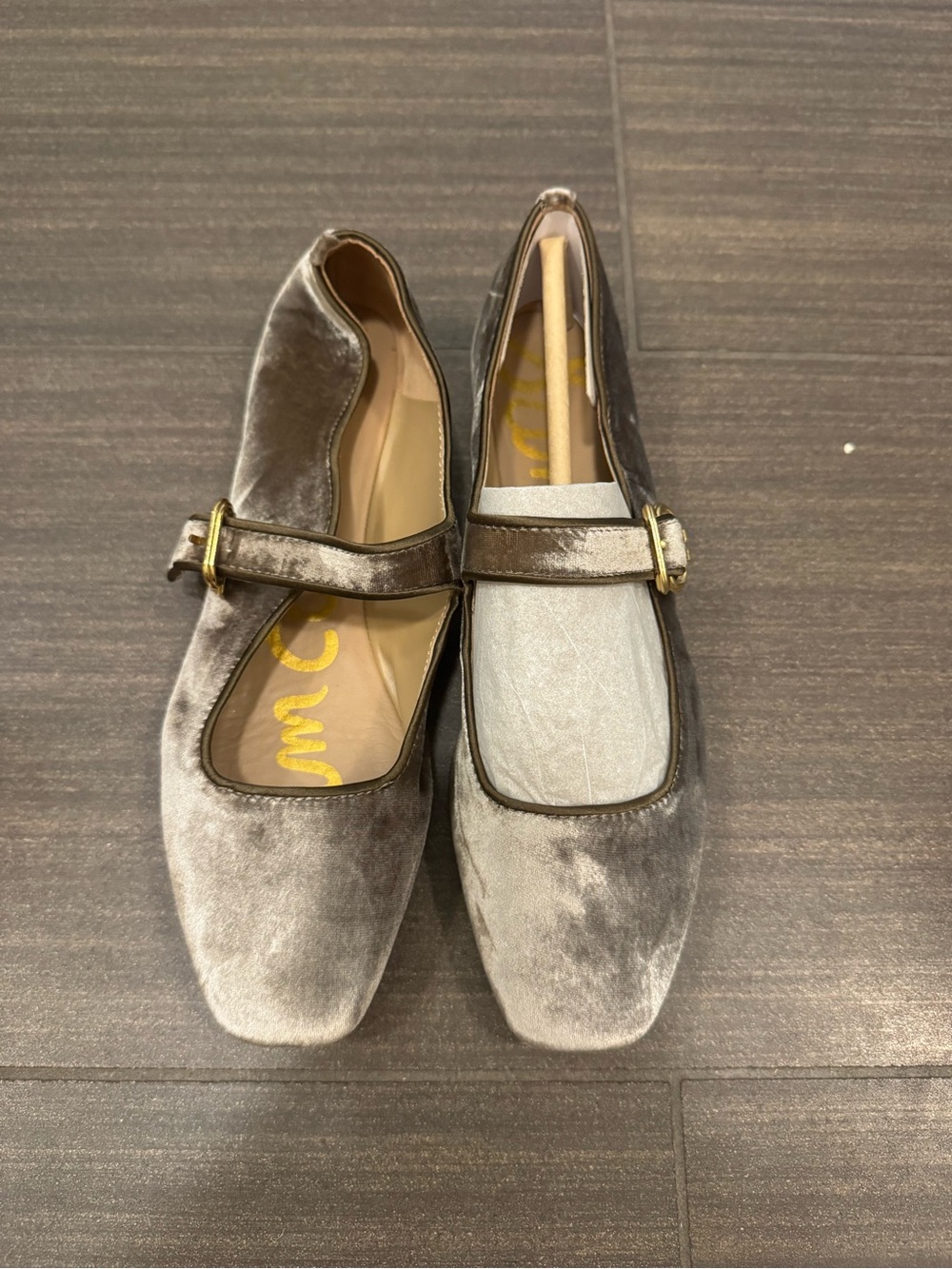 Sam Edelman Michaela flats in velvet mushroom - 7